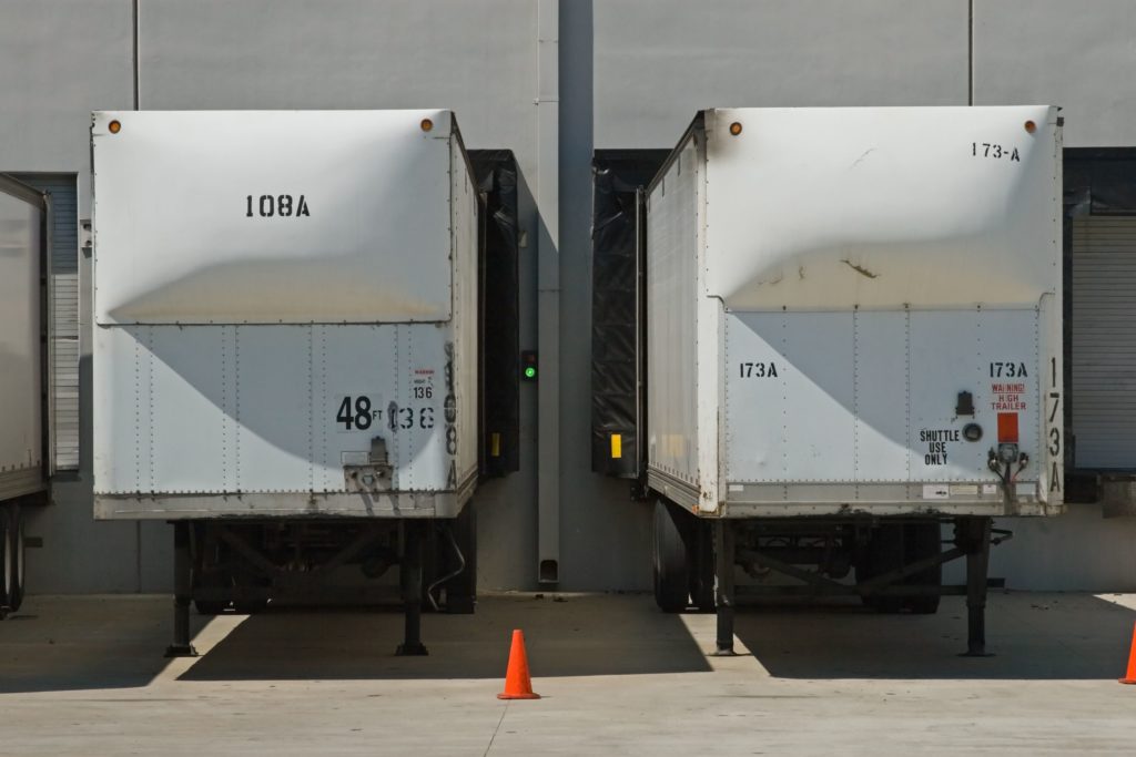 Législation gestion temps d'attente livraison chauffeurs routiers poids lourds